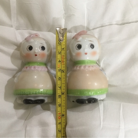 Roly Poly Heart Mouth Green Pink Girls Bows Salt Pepper Shakers Corks Japan VTG - Picture 8 of 8